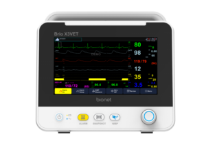 Brio X3VET veterinary patient monitor front view with compact touchscreen displaying ECG, SpO2, NIBP, CO2 and temperature for animal vital signs