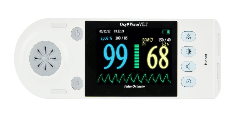 oxy9wavevet-veterinary-handheld-pulse-oximeter-horizontal-front-view Oxy9waveVET veterinary handheld pulse oximeter horizontal front view with color display showing SpO2 99% and pulse rate 68 BPM with plethysmograph waveform